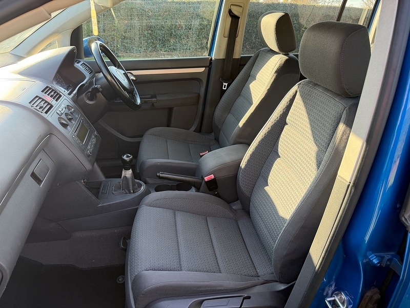 Used Volkswagen Touran 2004 for sale - 76663638: Photo 18