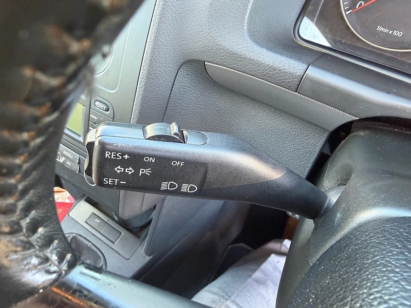 Used Volkswagen Touran 2004 for sale - 76663638: Photo 26