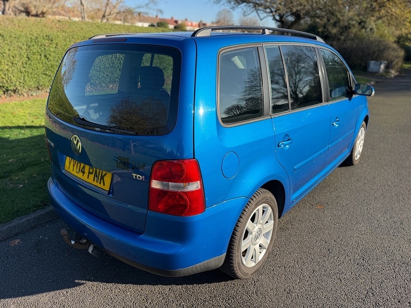 Used Volkswagen Touran 2004 for sale - 76663638: Photo 3