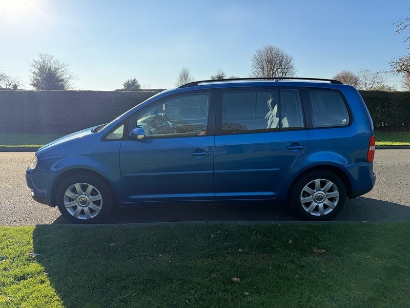 Used Volkswagen Touran 2004 for sale - 76663638: Photo 9