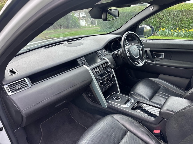 Used Land Rover Discovery Sport 2019 for sale - 77895994: Photo 17