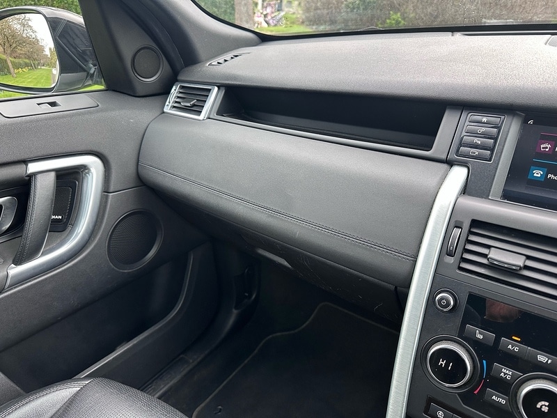 Used Land Rover Discovery Sport 2019 for sale - 77895994: Photo 43