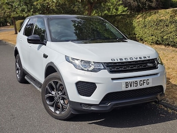 Used Land Rover Discovery Sport 2019 for sale - 79545125: Photo