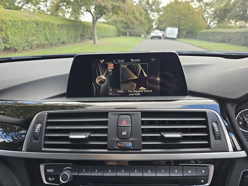 Used BMW 3 Series 2017 for sale - 76655543: Photo 14