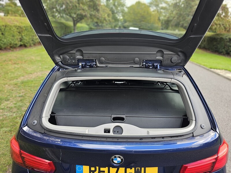 Used BMW 3 Series 2017 for sale - 76655543: Photo 42