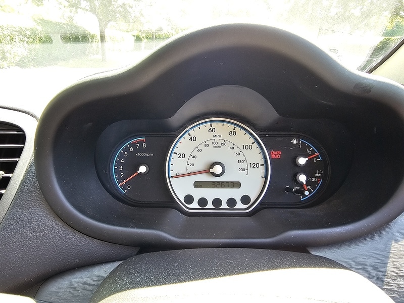 Used Hyundai i10 2011 for sale - 77609494: Photo 18