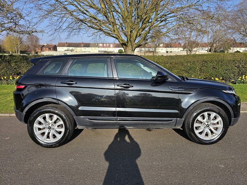 Used Land Rover Range Rover Evoque 2015 for sale - 77774273: Photo 2