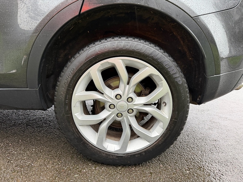 Used Land Rover Discovery Sport 2017 for sale - 77430967: Photo 28