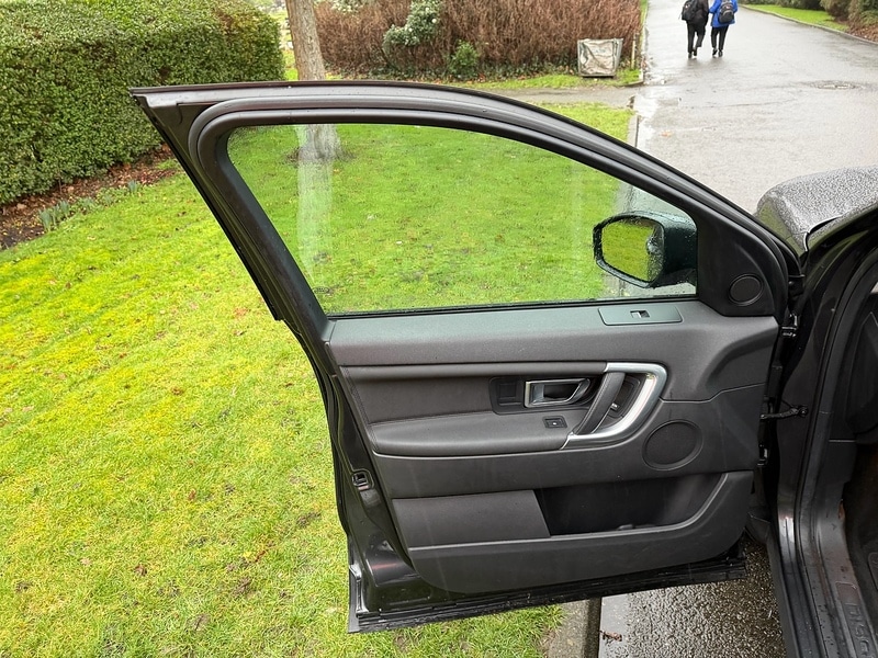 Used Land Rover Discovery Sport 2017 for sale - 77430967: Photo 34