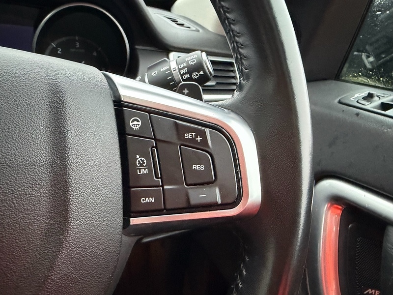 Used Land Rover Discovery Sport 2017 for sale - 77430967: Photo 46