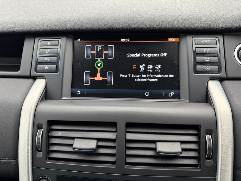 Used Land Rover Discovery Sport 2015 for sale - 77288696: Photo 44