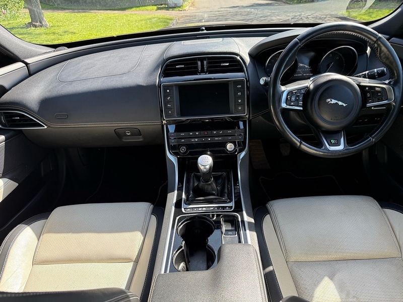 Used Jaguar XE for sale - 78145631: Photo 15