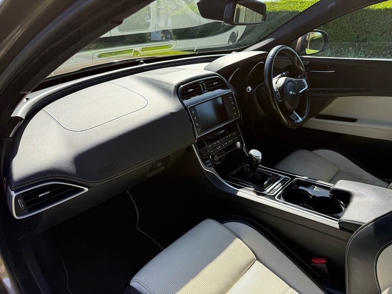 Used Jaguar XE for sale - 78145631: Photo 17