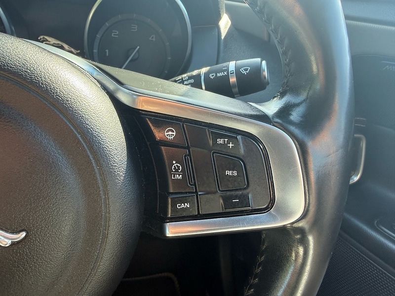 Used Jaguar XE for sale - 78145631: Photo 29