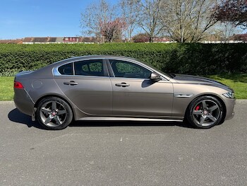 Used Jaguar XE 2015 for sale - 78145631: Photo