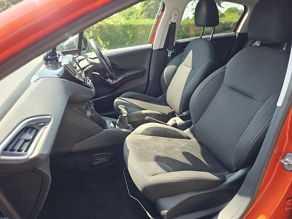 Used Peugeot 208 2018 for sale - 75542949: Photo 27