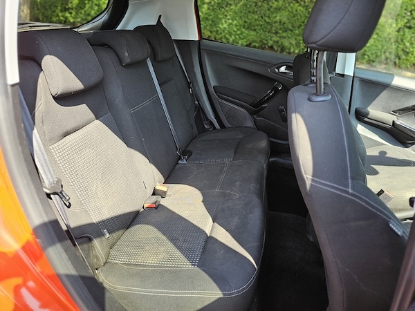 Used Peugeot 208 2018 for sale - 75542949: Photo 31