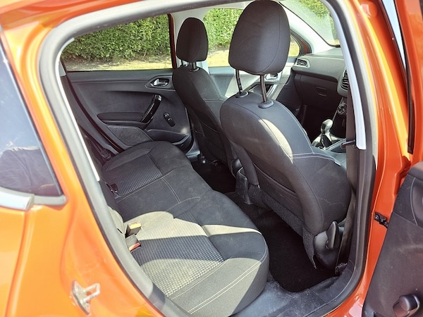 Used Peugeot 208 2018 for sale - 75542949: Photo 32