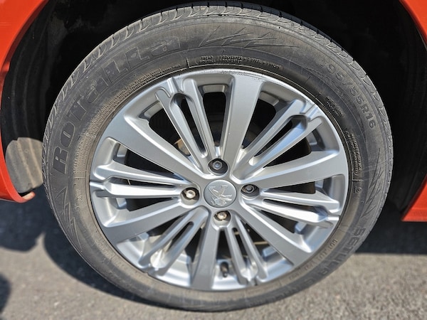 Used Peugeot 208 2018 for sale - 75542949: Photo 39