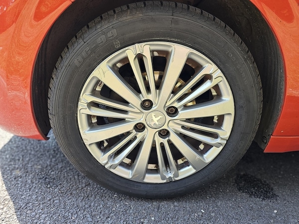 Used Peugeot 208 2018 for sale - 75542949: Photo 40