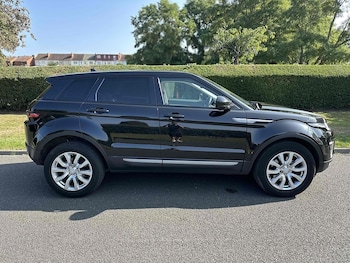 Used Land Rover Range Rover Evoque 2016 for sale - 75542002: Photo