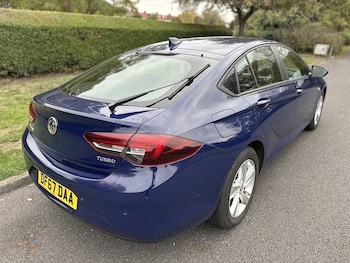 Used Vauxhall Insignia 2017 for sale - 76986556: Photo