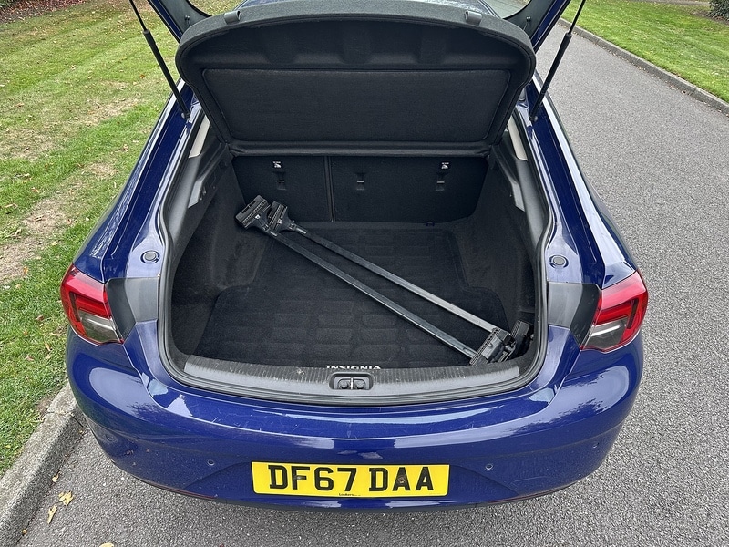 Used Vauxhall Insignia 2017 for sale - 76986556: Photo 6