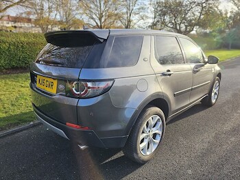 Used Land Rover Discovery Sport 2015 for sale - 78365247: Photo