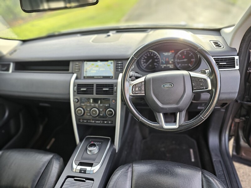 Used Land Rover Discovery Sport 2015 for sale - 76373844: Photo 11