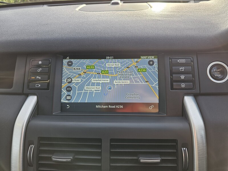 Used Land Rover Discovery Sport 2015 for sale - 76373844: Photo 18