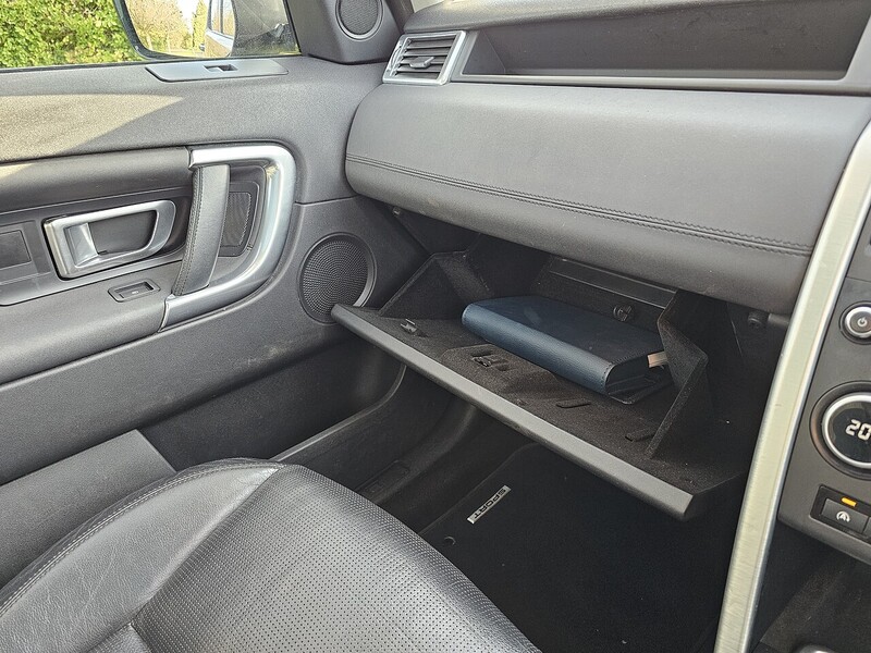 Used Land Rover Discovery Sport 2015 for sale - 76373844: Photo 25