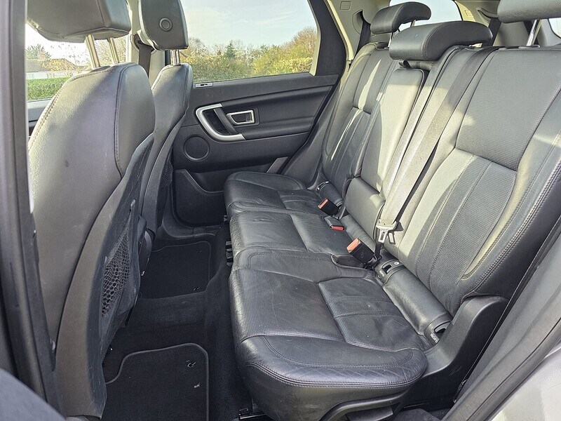 Used Land Rover Discovery Sport 2015 for sale - 76373844: Photo 40