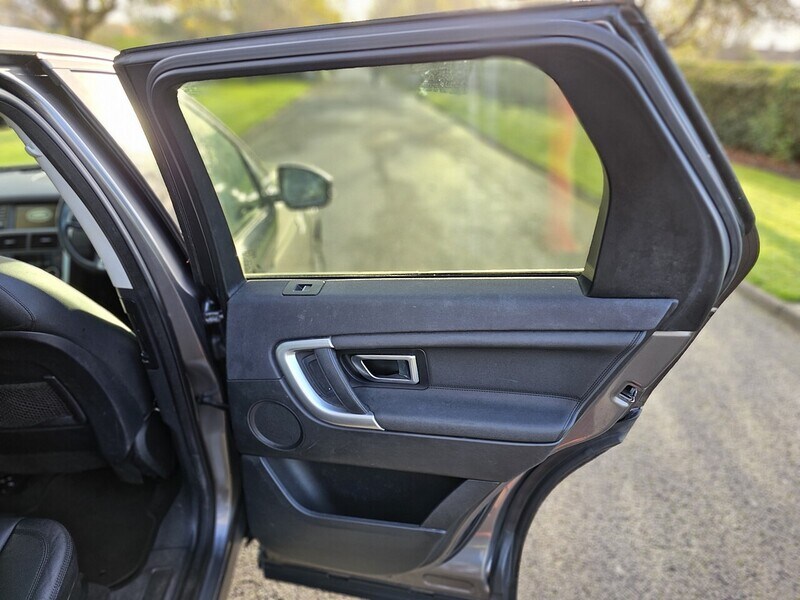 Used Land Rover Discovery Sport 2015 for sale - 76373844: Photo 54