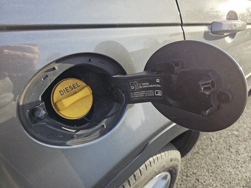 Used Land Rover Discovery Sport 2015 for sale - 76373844: Photo 55