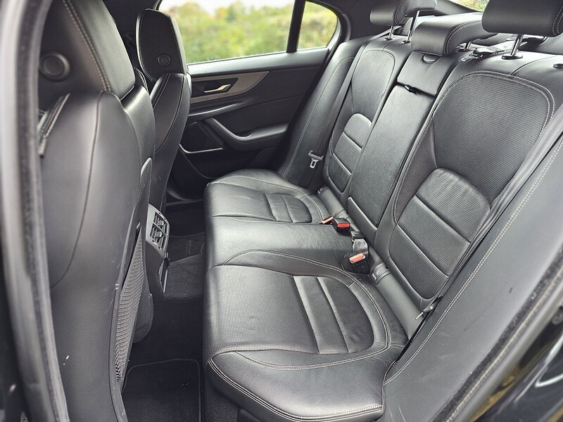 Used Jaguar XE 2021 for sale - 76357071: Photo 38
