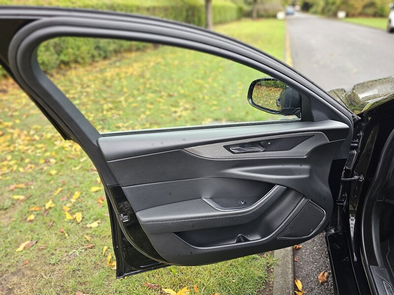 Used Jaguar XE 2021 for sale - 76357071: Photo 46