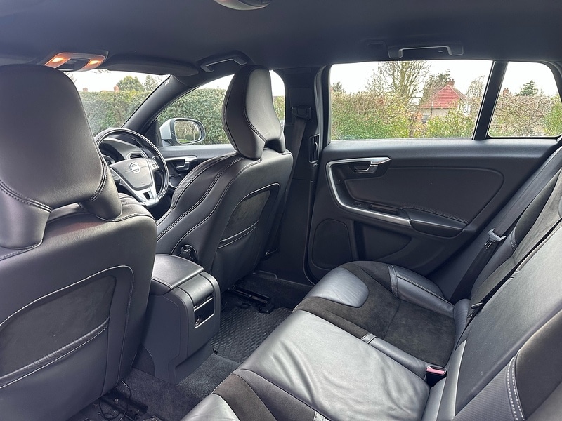 Used Volvo V60 2014 for sale - 77591432: Photo 20