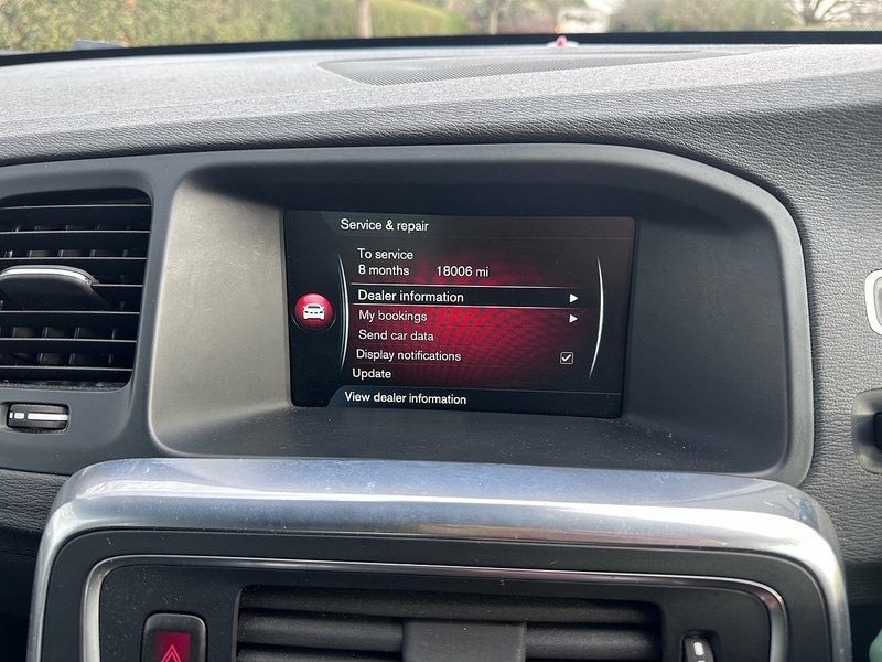 Used Volvo V60 2014 for sale - 77591432: Photo 44