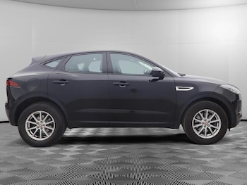 Used Jaguar E-Pace 2019 for sale - 76292186: Photo