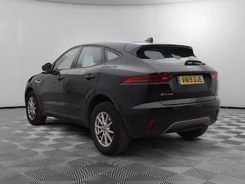 Used Jaguar E-Pace 2019 for sale - 76292186: Photo