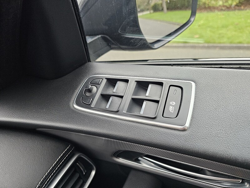 Used Jaguar F-Pace 2018 for sale - 77103275: Photo 32