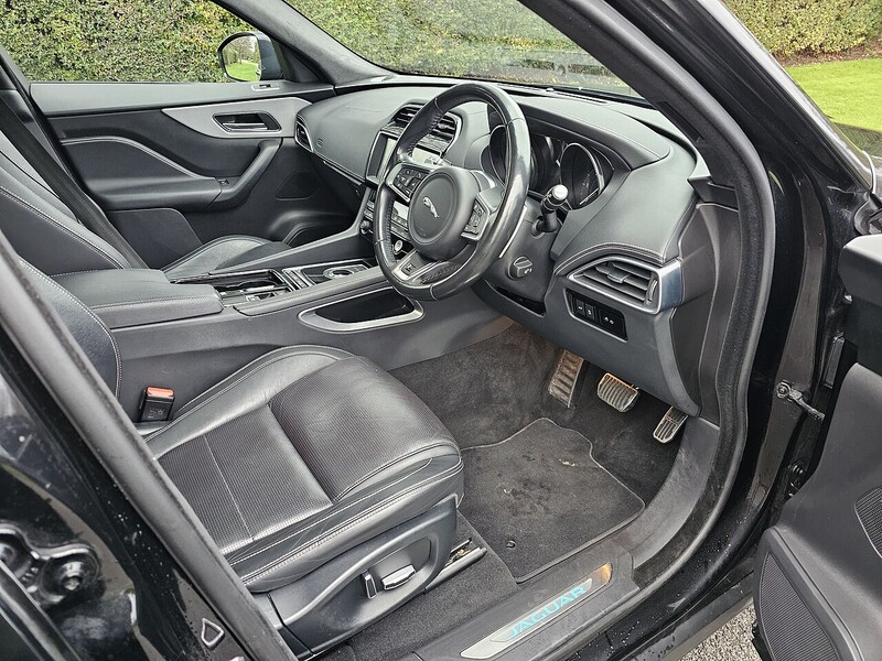 Used Jaguar F-Pace 2018 for sale - 77103275: Photo 34