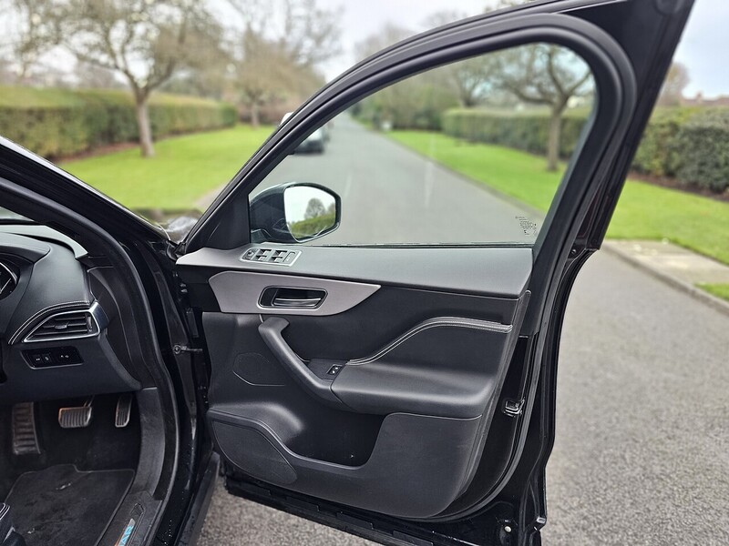 Used Jaguar F-Pace 2018 for sale - 77103275: Photo 46