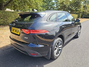 Used Jaguar F-Pace 2017 for sale - 79474877: Photo