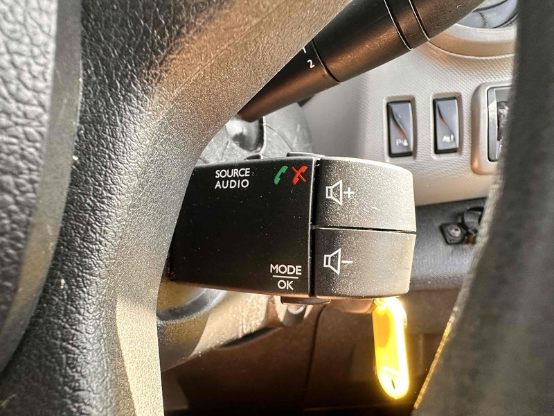 Vehicle 28