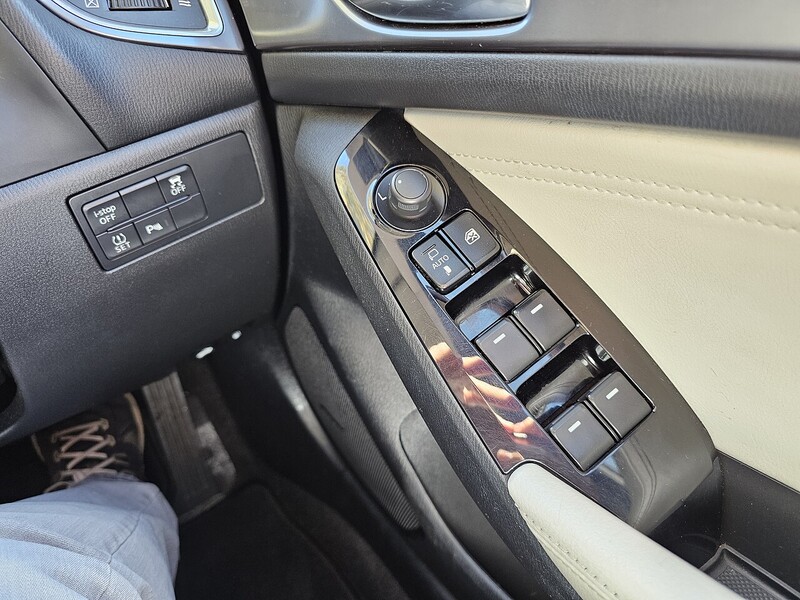 Used Mazda Mazda3 2017 for sale - 77564104: Photo 23