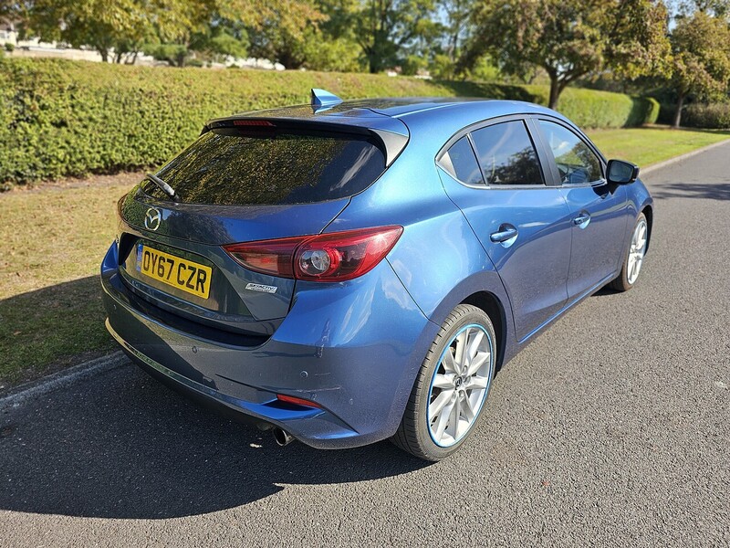 Used Mazda Mazda3 2017 for sale - 77564104: Photo 3