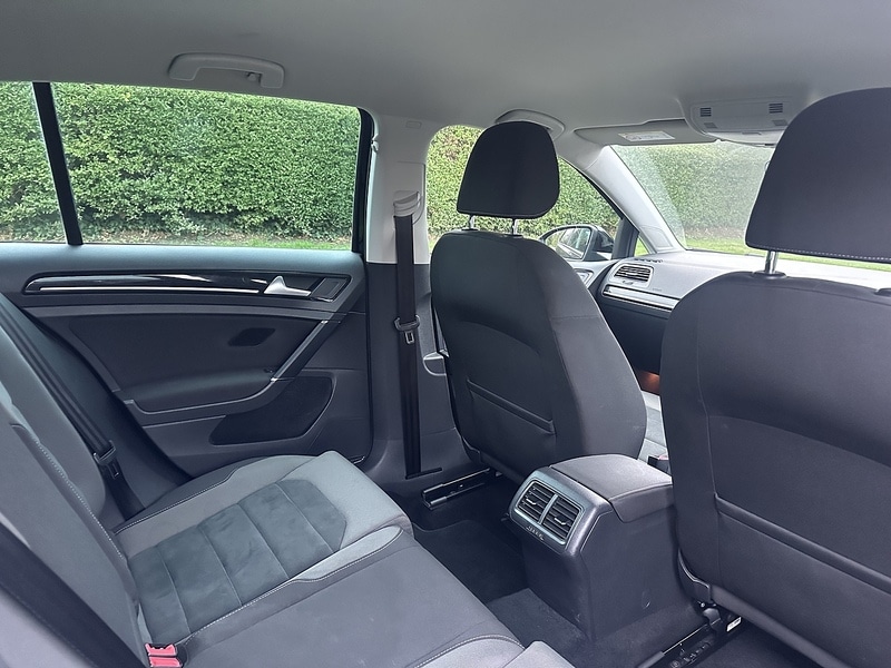 Used Volkswagen Golf 2017 for sale - 76022445: Photo 22
