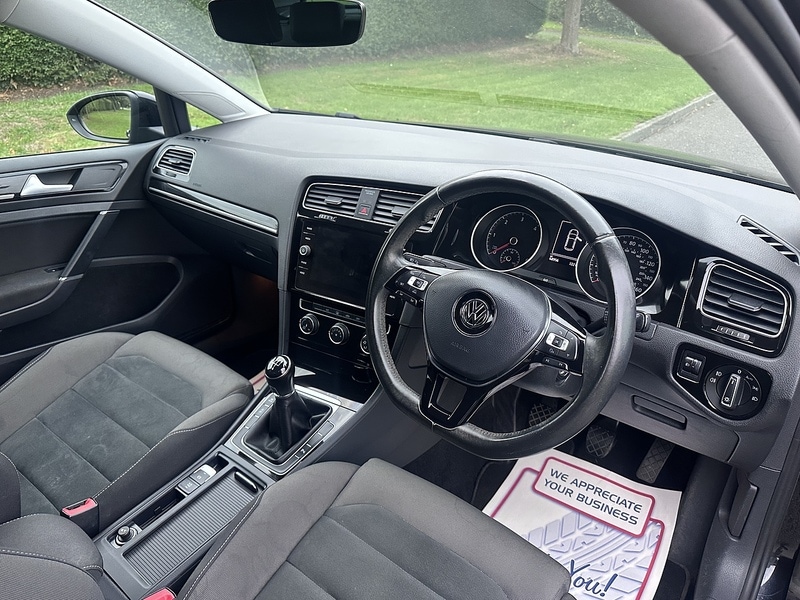 Used Volkswagen Golf 2017 for sale - 76022445: Photo 23