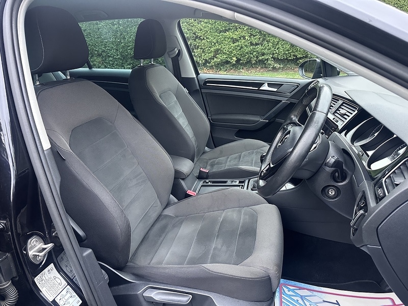 Used Volkswagen Golf 2017 for sale - 76022445: Photo 24